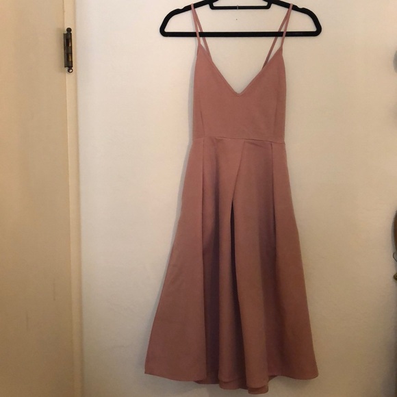 Elia Cher Dresses & Skirts - Beautiful dusty rose spaghetti strap dress